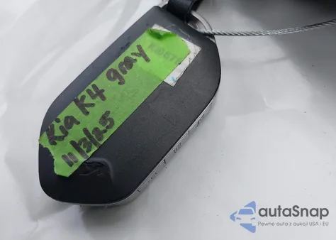 2025 Kia K4 Lxs из США, поврежденный, VIN 3KPFT4DE9SE141593